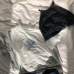 Cropped tee with medium bralette